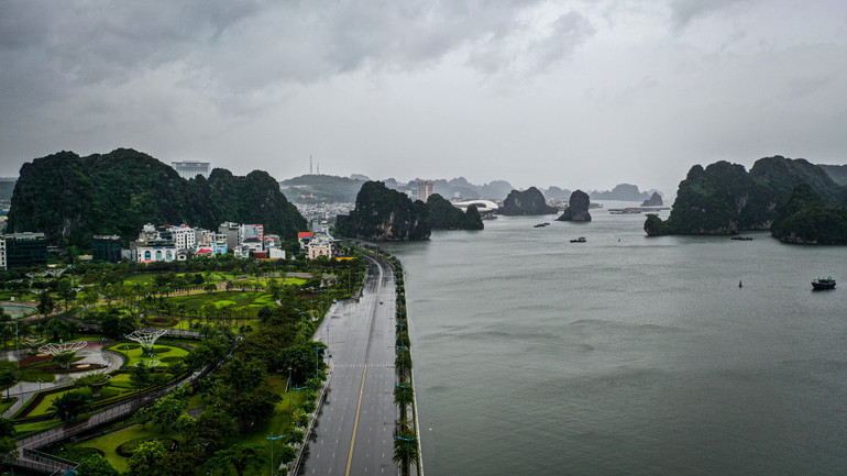 [Live] Bão số 3 di chuyển về phía Tây Bắc Bộ và suy yếu thành áp thấp nhiệt đới ảnh 18