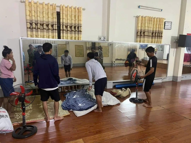 [Live] Bão số 3 di chuyển về phía Tây Bắc Bộ và suy yếu thành áp thấp nhiệt đới ảnh 9