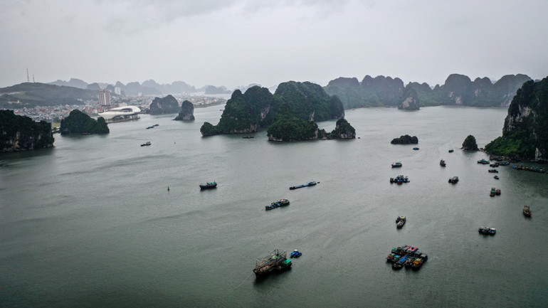 [Live] Bão số 3 di chuyển về phía Tây Bắc Bộ và suy yếu thành áp thấp nhiệt đới ảnh 20