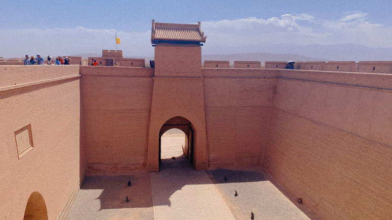 Công trình hơn 600 năm tuổi còn được gìn giữ khá nguyên vẹn. (Ảnh: HỮU HƯNG)