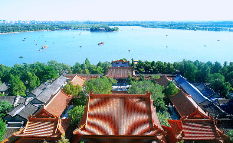 Toàn cảnh Di Hòa viên từ trên cao. (Ảnh: HỮU HƯNG)