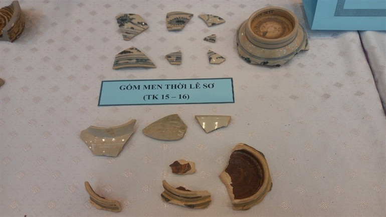 Hiện vật thu được trong cuộc khảo cổ.