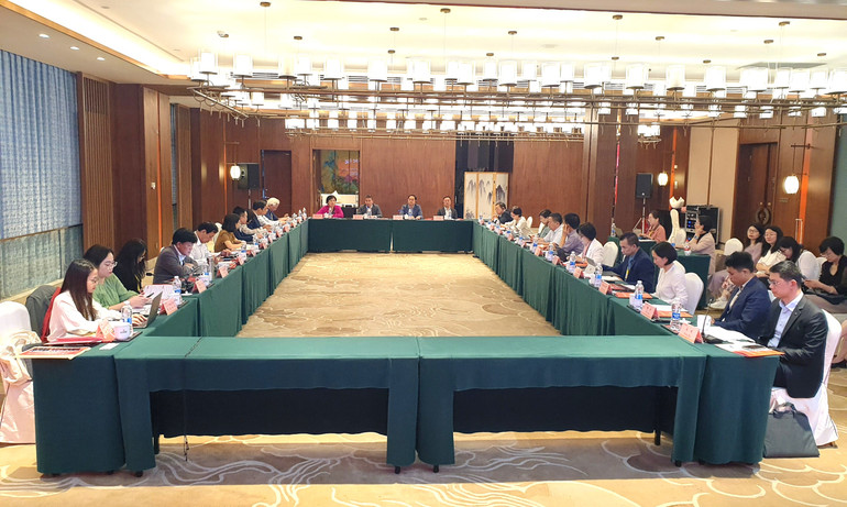 Một phiên thảo luận trong khuôn khổ Diễn đàn.