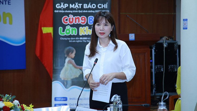 Bà Vũ Thị Thúy Huyền, Phó Giám đốc Quỹ Bảo trợ trẻ em Việt Nam phát biểu tại sự kiện.