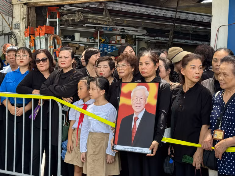 Toàn cảnh Lễ truy điệu và Lễ an táng Tổng Bí thư Nguyễn Phú Trọng ảnh 8 Toàn cảnh Lễ truy điệu và Lễ an táng Tổng Bí thư Nguyễn Phú Trọng ảnh 8