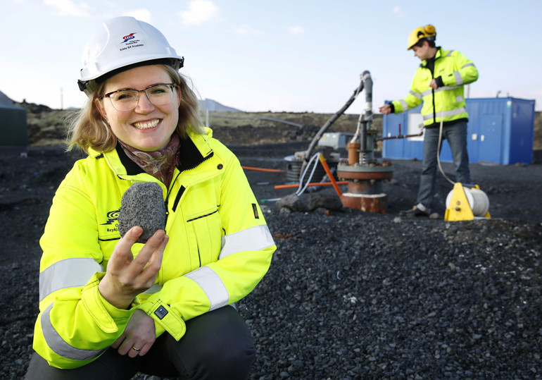 Edda Aradóttir và khối carbonate được hình thành sau quá trình khoáng hóa CO2