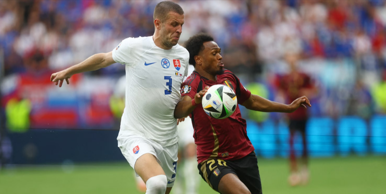 Công nghệ giúp trọng tài dễ dàng xác định bóng chạm tay Openda. (Ảnh: Getty) Công nghệ giúp trọng tài dễ dàng xác định bóng chạm tay Openda. (Ảnh: Getty)