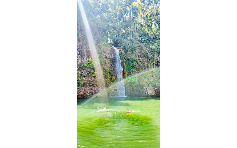 Giữa hoang sơ là tràn ngập lòng biết ơn.