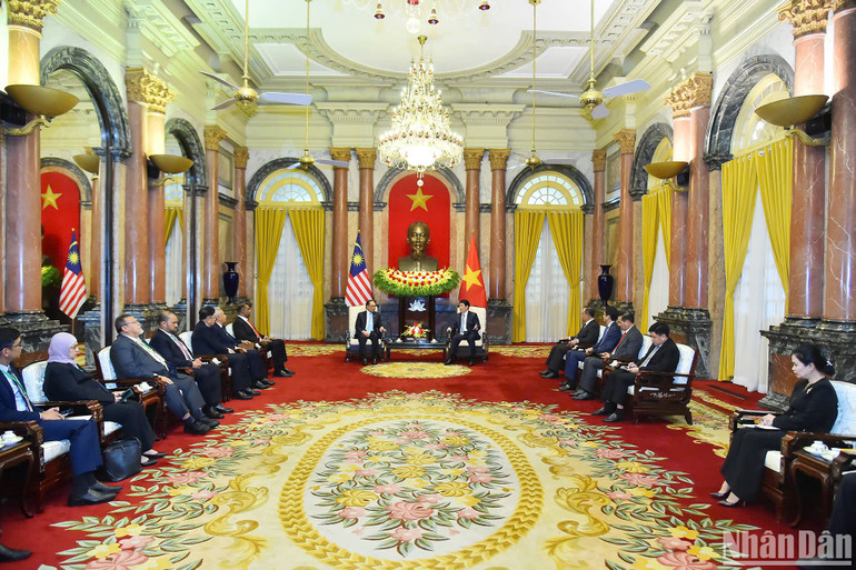 Toàn cảnh buổi tiếp.