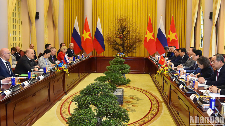 Toàn cảnh buổi tiếp. (Ảnh THỦY NGUYÊN)