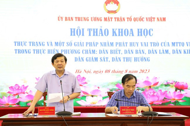 Phó Chủ tịch Ủy ban Trung ương Mặt trận Tổ quốc Việt Nam Nguyễn Hữu Dũng phát biểu tại Hội thảo. Phó Chủ tịch Ủy ban Trung ương Mặt trận Tổ quốc Việt Nam Nguyễn Hữu Dũng phát biểu tại Hội thảo.