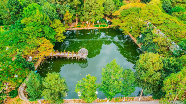 Màu xanh Tức Dụp. Màu xanh Tức Dụp.