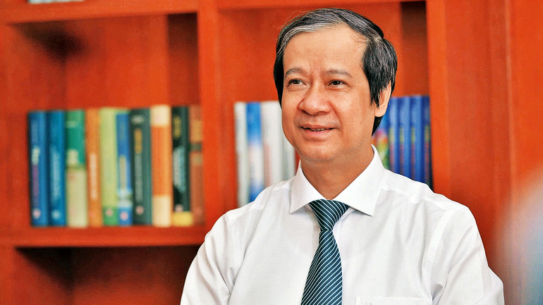 Ủy viên Trung ương Đảng, Bộ trưởng Giáo dục và Đào tạo Nguyễn Kim Sơn