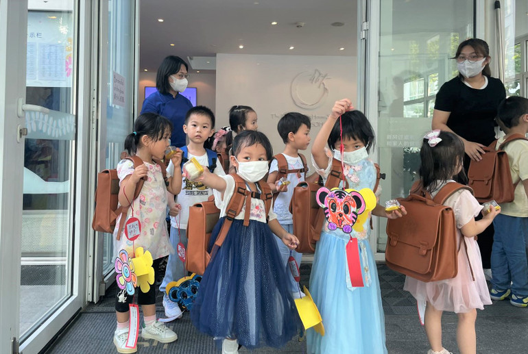 Một trường mẫu giáo ở thành phố Bắc Kinh. (Ảnh: HỮU HƯNG) Một trường mẫu giáo ở thành phố Bắc Kinh. (Ảnh: HỮU HƯNG)
