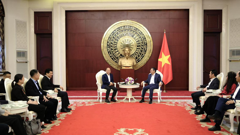 Toàn cảnh cuộc làm việc.