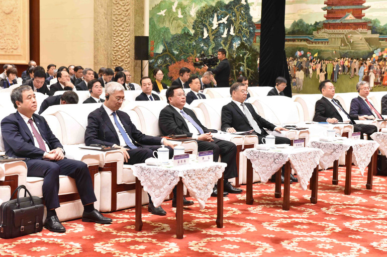 Lãnh đạo hai bên tại Hội thảo Lý luận.