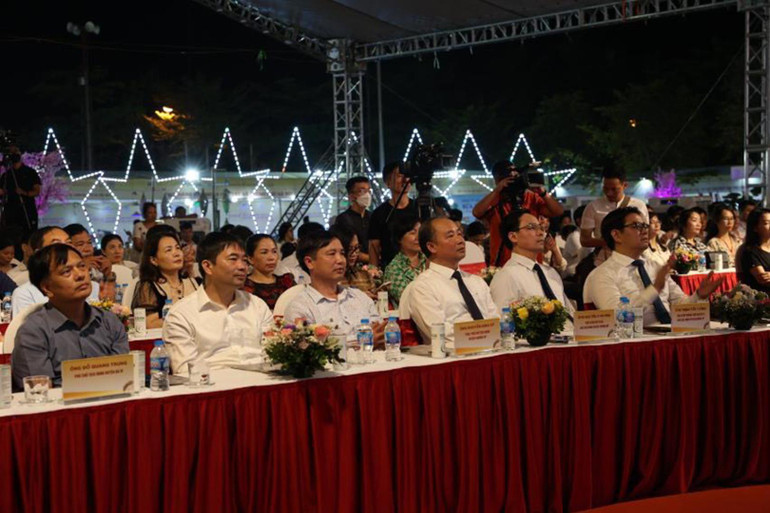 Các đại biểu tại sự kiện. Đẩy mạnh kết nối giao thương, tiêu thụ sản phẩm OCOP -0