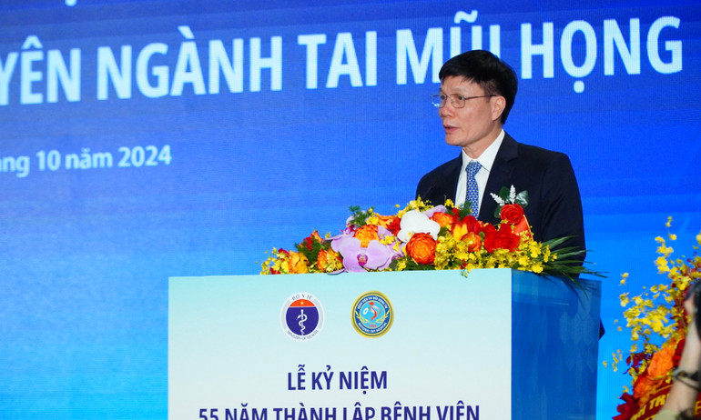 PGS,TS Phạm Tuấn Cảnh, Giám đốc Bệnh viện Tai Mũi Họng trung ương phát biểu tại buổi lễ