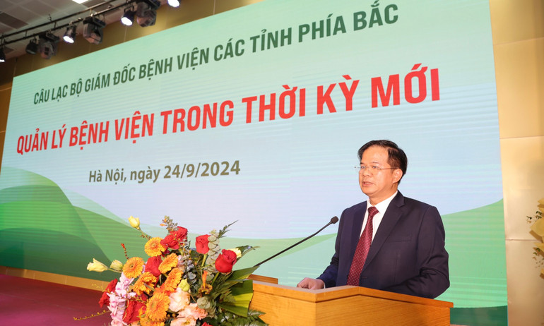 PGS,TS Đào Xuân Cơ, Giám đốc Bệnh viện Bạch Mai, Chủ nhiệm Câu lạc bộ Giám đốc bệnh viện các tỉnh phía bắc phát biểu. PGS,TS Đào Xuân Cơ, Giám đốc Bệnh viện Bạch Mai, Chủ nhiệm Câu lạc bộ Giám đốc bệnh viện các tỉnh phía bắc phát biểu.