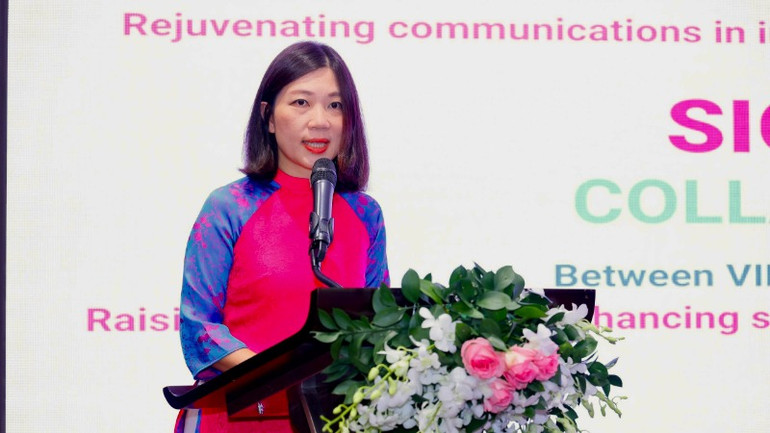 Bà Karina Ng, Tổng Giám đốc Novartis Việt Nam nhấn mạnh những cam kết trong việc cung cấp những giải pháp chăm sóc sức khỏe tiên tiến để hỗ trợ phụ nữ nói chung và bệnh nhân nói riêng.