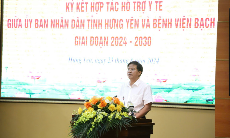 PGS, TS Đào Xuân Cơ - Giám đốc Bệnh viện Bạch Mai phát biểu tại Hội nghị.