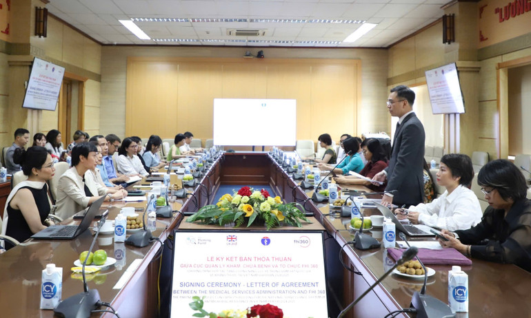 Quang cảnh lễ ký thỏa thuận.