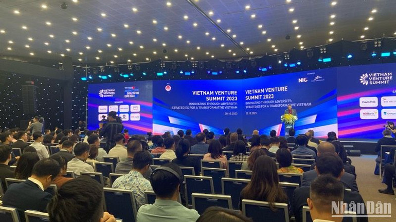 Quang cảnh Diễn đàn Quỹ đầu tư đổi mới sáng tạo Việt Nam năm 2023. Quang cảnh Diễn đàn Quỹ đầu tư đổi mới sáng tạo Việt Nam năm 2023.