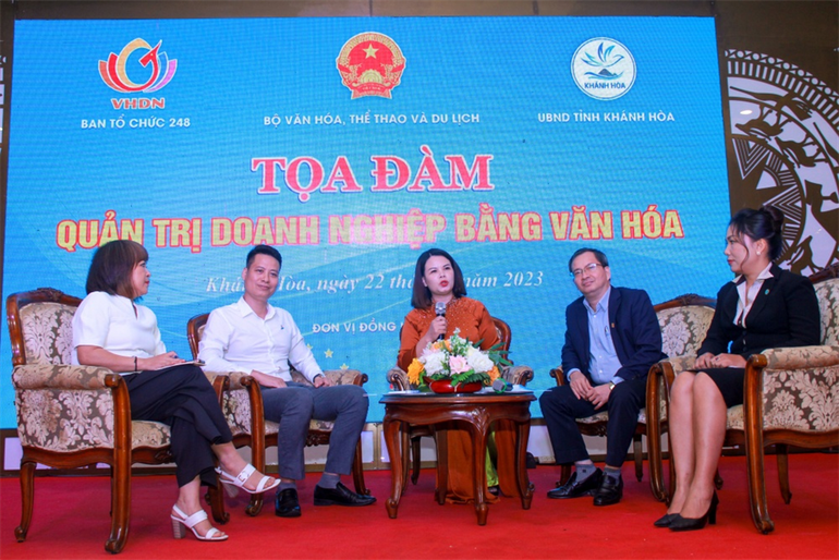 Toạ đàm có sự tham gia của đại diện Petrovietnam và BSR.