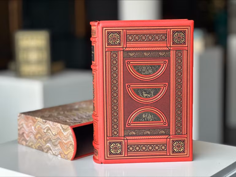 Ấn bản đặc biệt Đôi lứa xứng đôi - Nửa đêm - Cười. Ấn bản đặc biệt Đôi lứa xứng đôi - Nửa đêm - Cười.