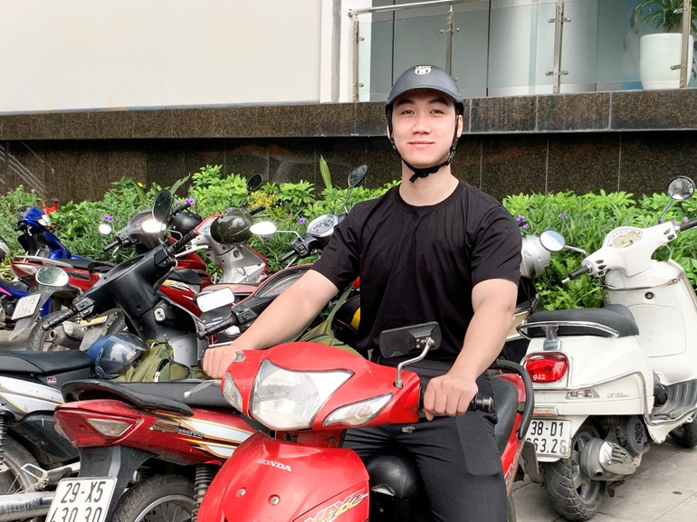 Khách hàng rất hài lòng khi sử dụng dịch vụ gửi xe không tiền mặt. Khách hàng rất hài lòng khi sử dụng dịch vụ gửi xe không tiền mặt.