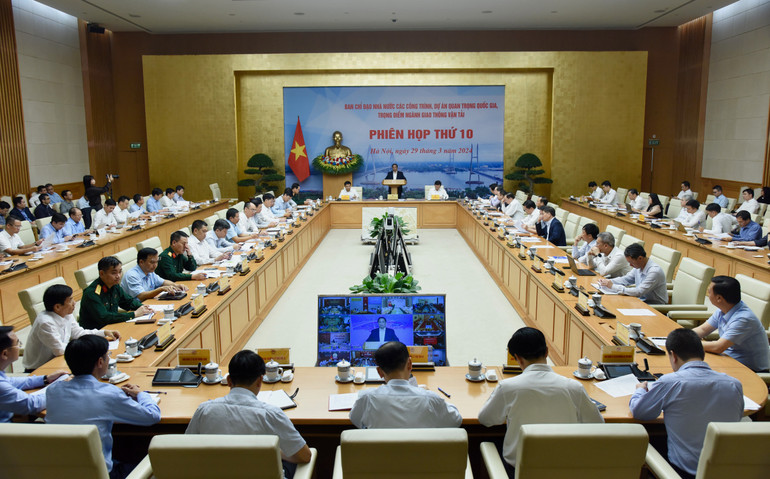 Quang cảnh Phiên họp.