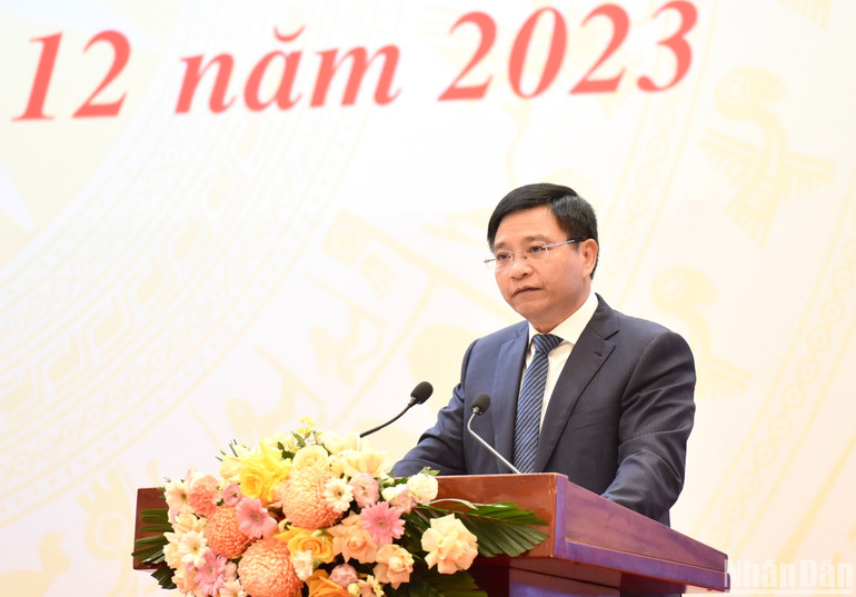 Bộ trưởng Giao thông vận tải Nguyễn Văn Thắng phát biểu tại sự kiện.