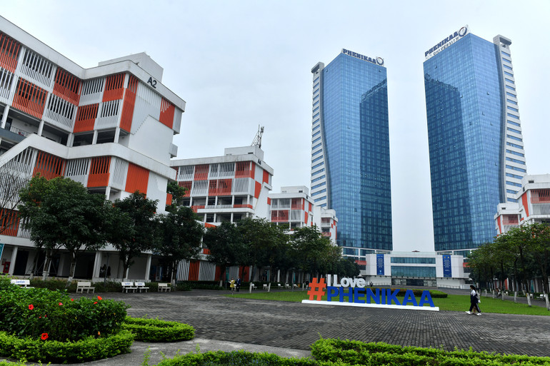 Cơ sở vật chất của Trường đại học Phenikaa được xây dựng khang trang, hiện đại. Cơ sở vật chất của Trường đại học Phenikaa được xây dựng khang trang, hiện đại.