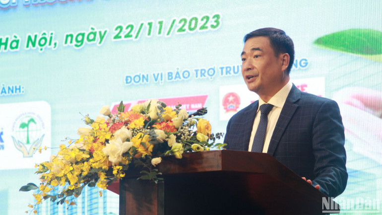 Tổng Biên tập Tạp chí Môi trường và Cuộc sống Nguyễn Văn Toàn thông tin, cuộc thi lần này được thiết kế hiện đại, chuyên nghiệp, dễ tiếp cận cả về nội dung lẫn hình thức thể hiện.