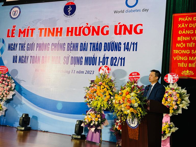 Tiến sĩ Phan Hoàng Hiệp đưa ra một số khuyến cáo trong phòng, chống bệnh đái tháo đường để mọi người dân cùng thực hiện.