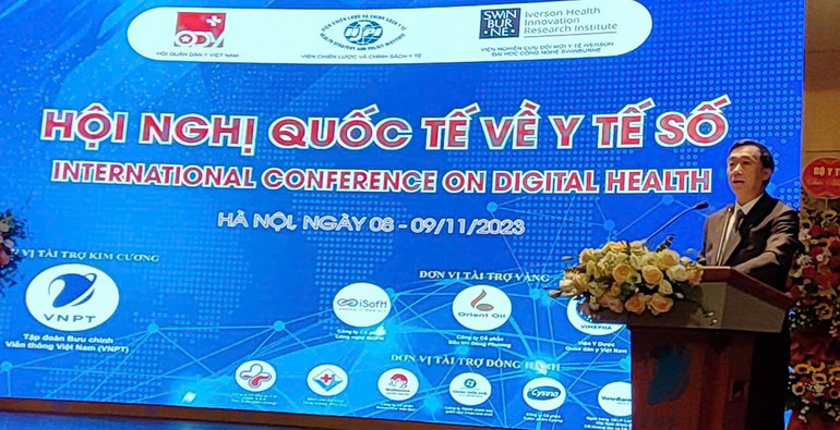 Thứ trưởng Y tế phát biểu tại hội nghị. Thứ trưởng Y tế phát biểu tại hội nghị.