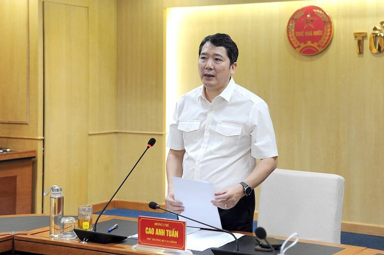 Thứ trưởng Tài chính phụ trách Tổng cục Thuế Cao Anh Tuấn đánh giá, kết quả khả quan này có được là nhờ vào các quyết sách kịp thời của Quốc hội, Chính phủ và sự chỉ đạo sát sao của Bộ Tài chính trong việc thực hiện có hiệu quả chương trình phục hồi và phát triển kinh tế-xã hội, tháo gỡ khó khăn cho người dân, doanh nghiệp.