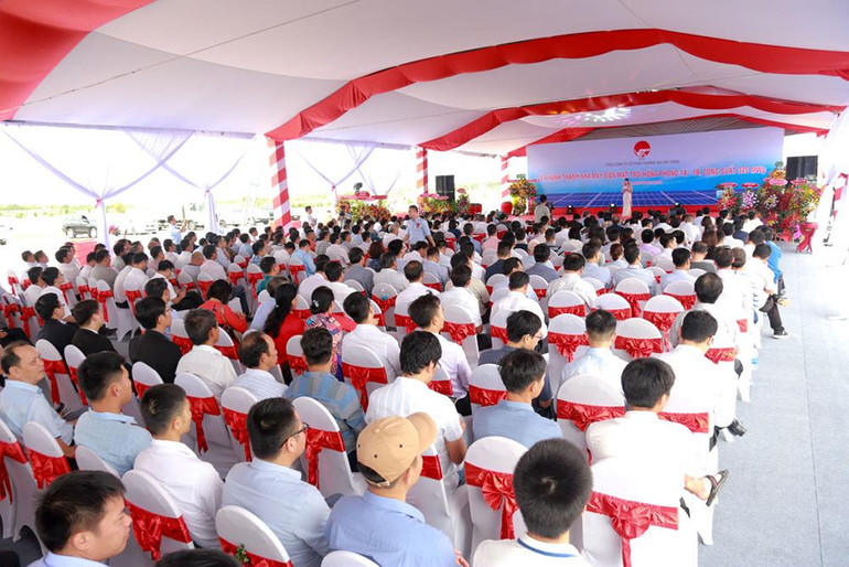 Lễ khánh thành Nhà máy điện mặt trời Hồng Phong 1A-1B. (Ảnh TV)