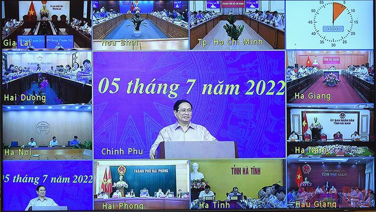 Quang cảnh phiên họp. (Ảnh: TRẦN HẢI) Thủ tướng Phạm Minh Chính chủ trì họp ứng phó dịch Covid-19 -0