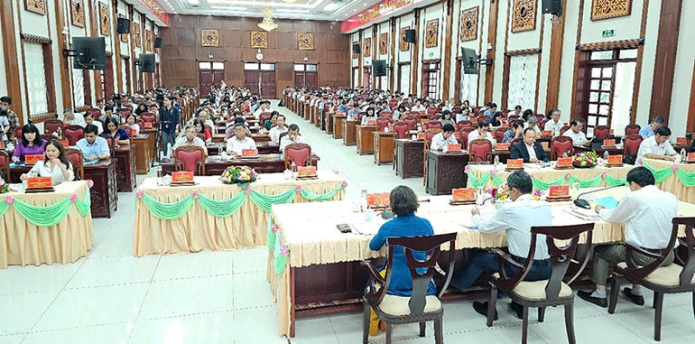 Quang cảnh hội nghị.