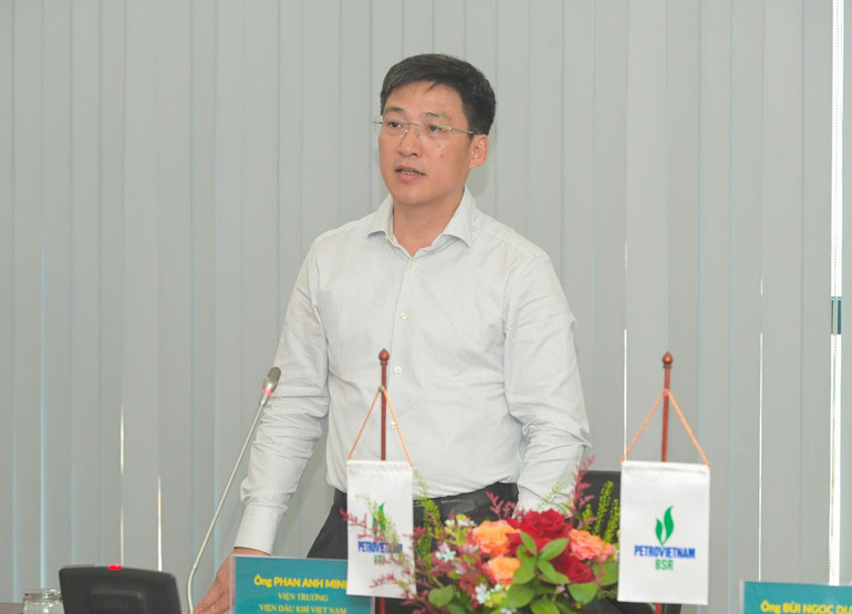 Viện trưởng VPI Phan Anh Minh phát biểu tại lễ ký kết. (Ảnh: MINH ĐỨC) Viện trưởng VPI Phan Anh Minh phát biểu tại lễ ký kết. (Ảnh: MINH ĐỨC)