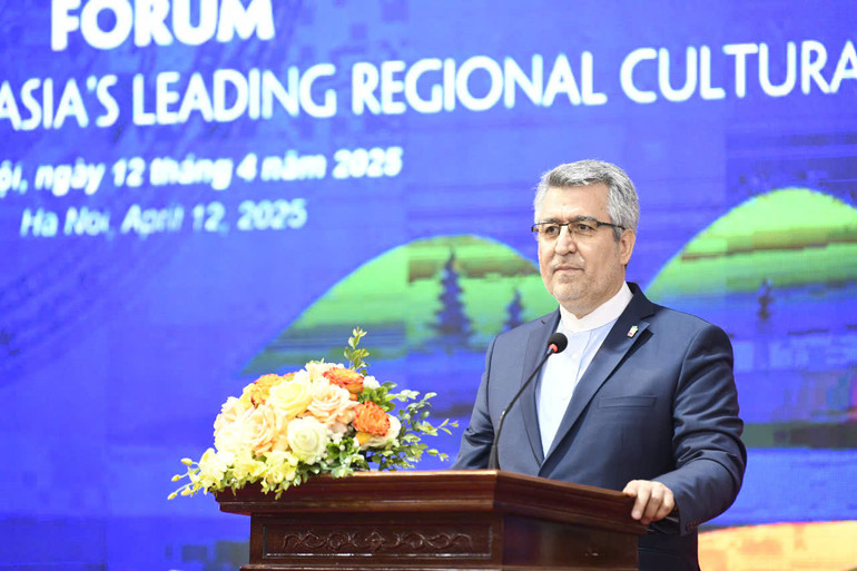 Đại sứ Cộng hòa Hồi giáo Iran tại Việt Nam Ali Akbar Nazari phát biểu tại Diễn đàn xúc tiến quảng bá du lịch "Hà Giang điểm đến văn hóa khu vực hàng đầu châu Á".