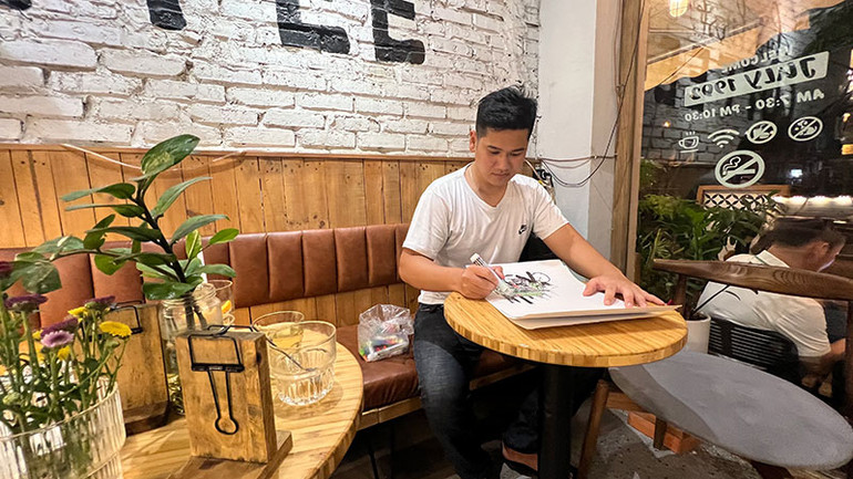 Chủ đề chính trong các tác phẩm của Nguyễn Văn Luận là phố phường Hà Nội.