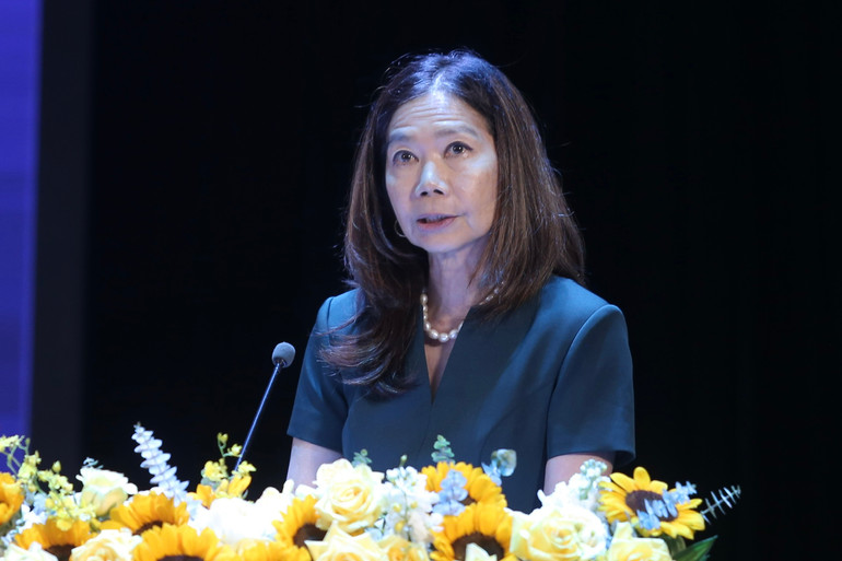 Bà Pauline Tamesis, Điều phối viên Thường trú Liên hợp quốc tại Việt Nam khẳng định, chuyển đổi số và đổi mới sáng tạo được coi là ưu tiên chiến lược hàng đầu của Việt Nam.