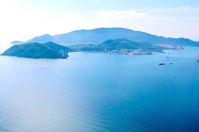 Hòn Tre có vị trí đắc địa tại Nha Trang và được kỳ vọng thành khu du lịch nghỉ dưỡng cao cấp quốc tế tại Nha Trang.