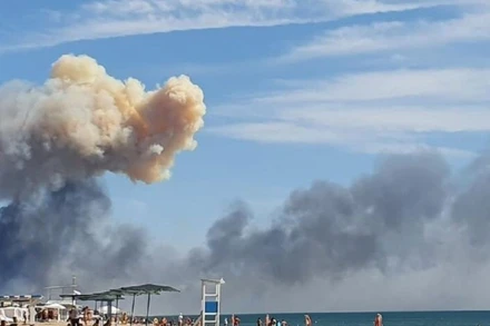 [Video] Ukraine tấn công căn cứ Saky, tuyên bố phá hủy 5 chiến đấu cơ Nga