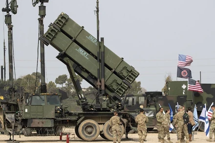 [Video] Mỹ phân bổ 800 triệu USD sản xuất vũ khí cho Ukraine trong 2 năm tới