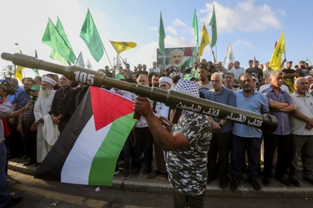 [Video] Mỹ ném bom Iran: Nguy cơ xung đột lan rộng Trung Đông