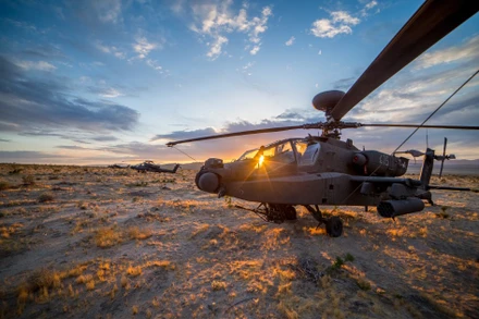 [Video] Israel tập kích căn cứ Iran, phá hủy một loạt trực thăng và xưởng ly tâm