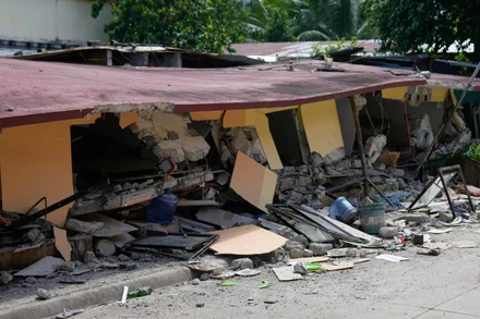 [Video] Trung Quốc khẩn cấp ứng phó sau trận động đất mạnh ở Tứ Xuyên 